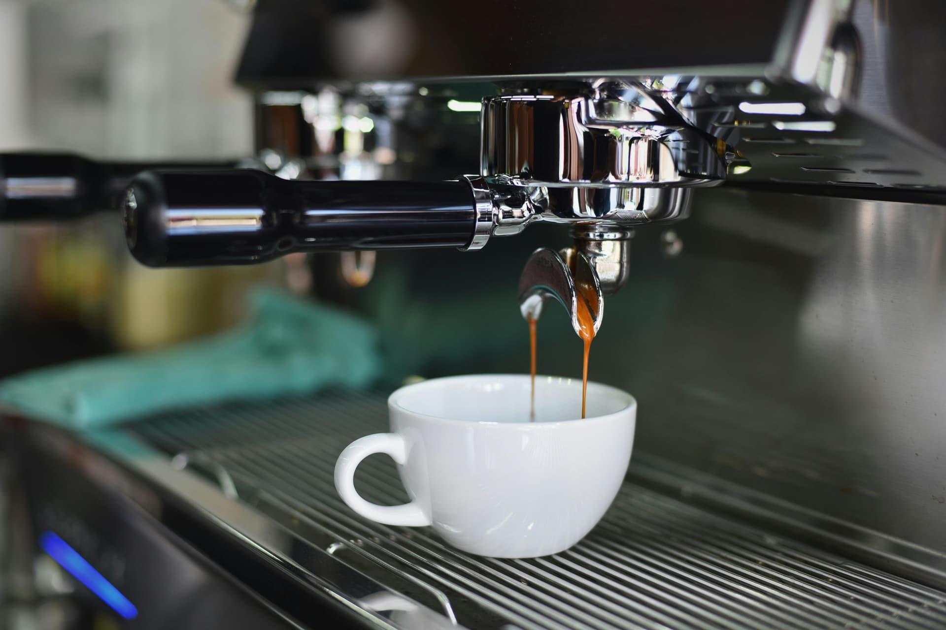Best Coffee Machine UK 2026: Complete Buyer's Guide