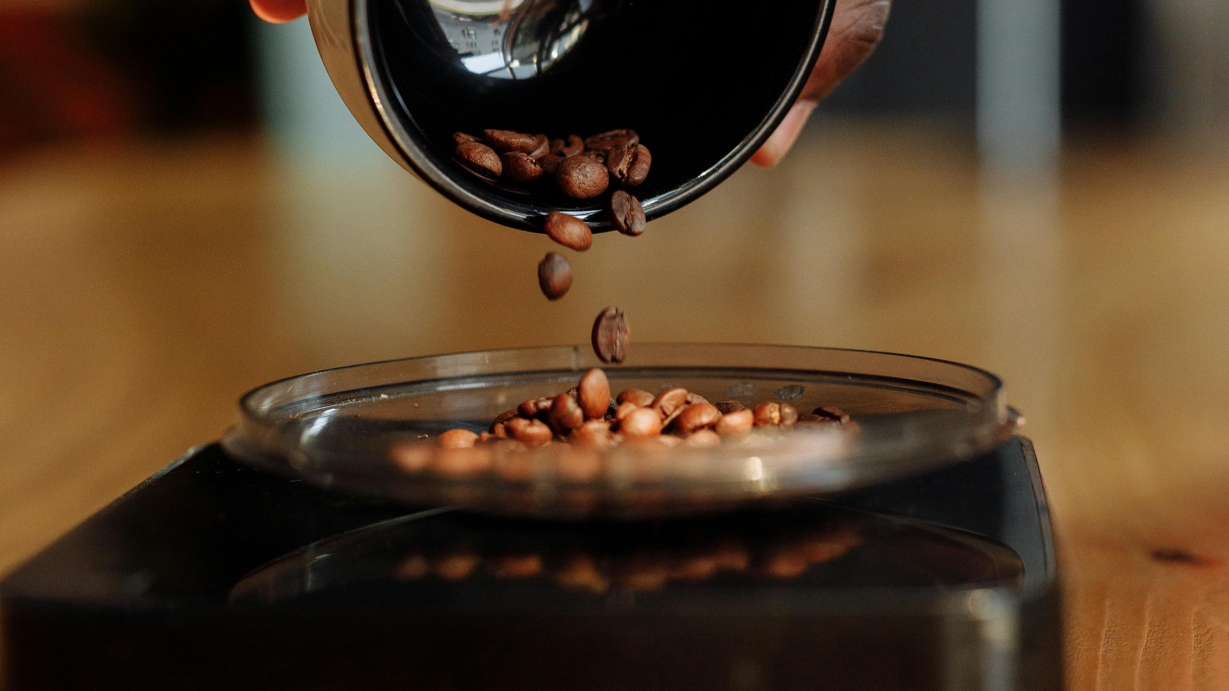 Bean to Cup vs Manual Espresso UK 2026 | Comparison | Espresso Advice